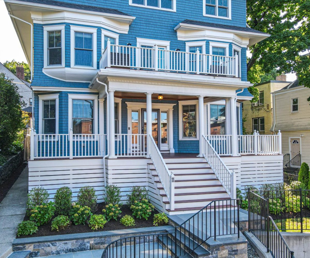 11 Robinwood Avenue, Jamaica Plain, MA 02130