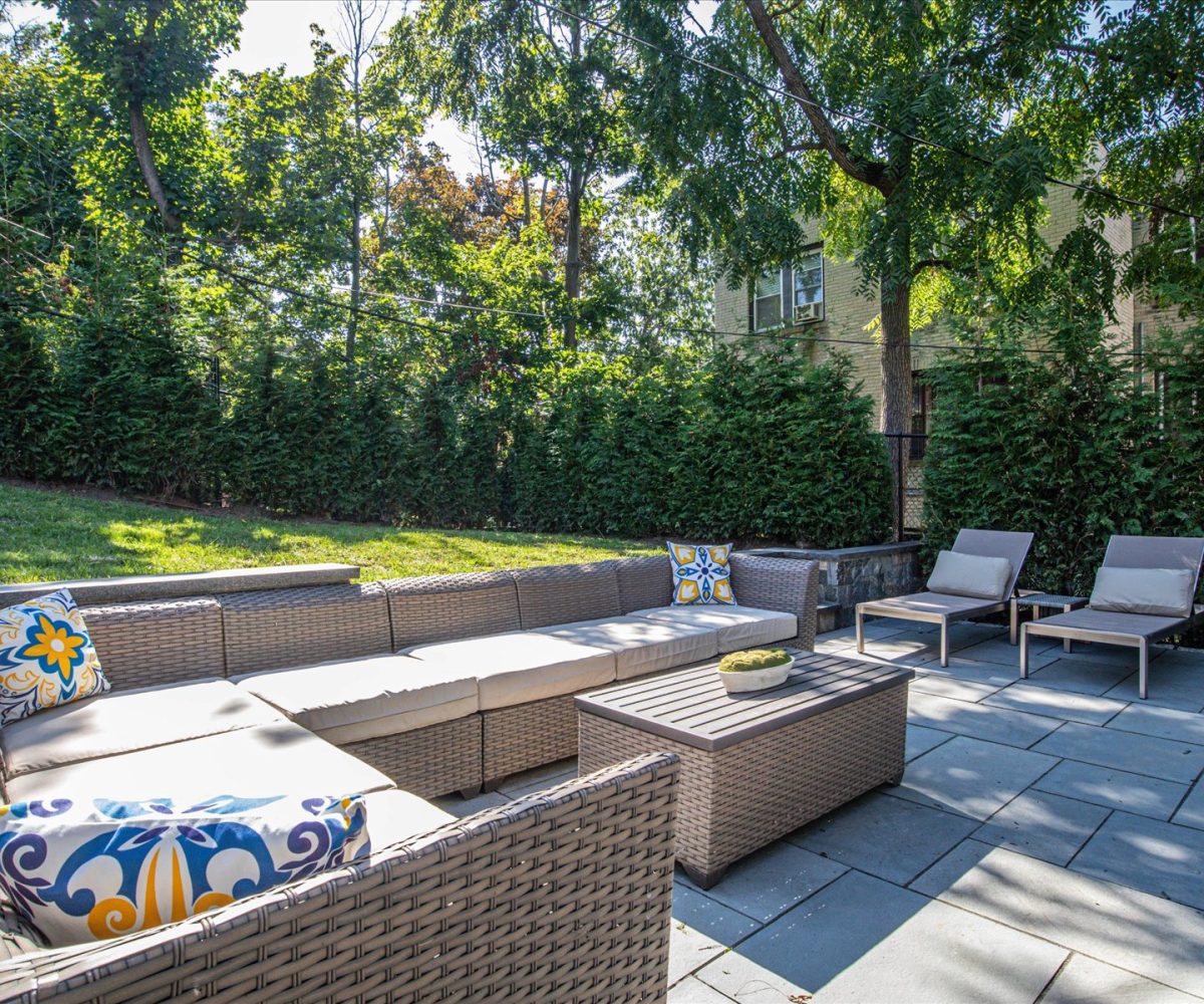 11 Robinwood Avenue, Jamaica Plain, MA 02130